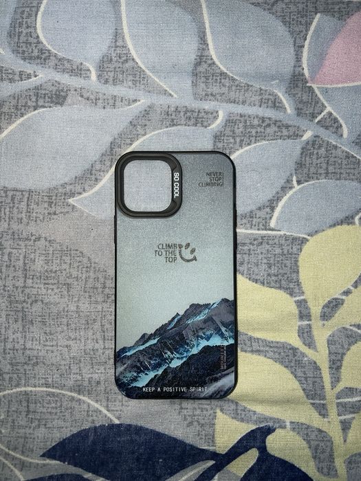 Iphone 12/12 pro uchun chehollar