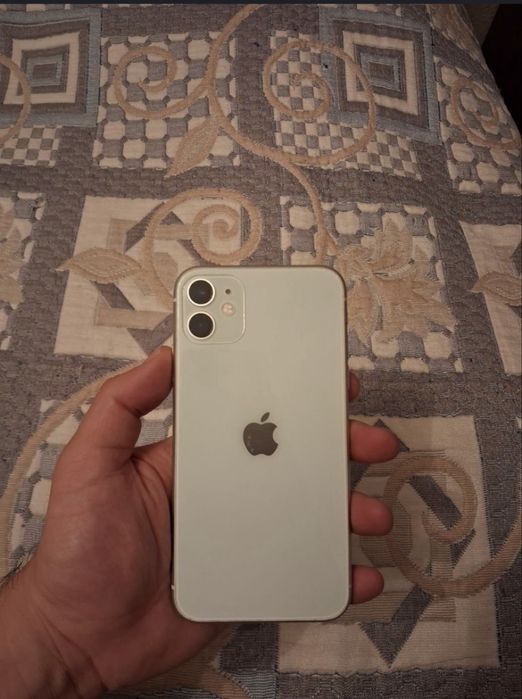 Продам айфон 11 или обмен на выше