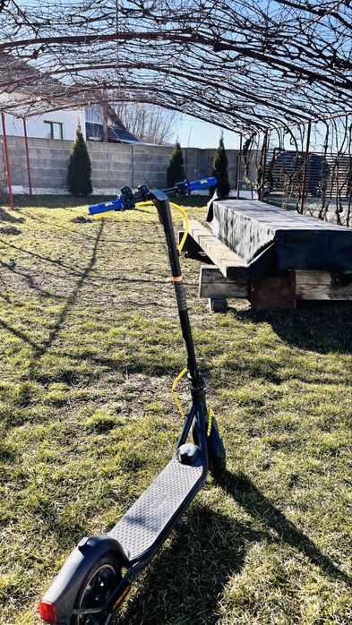 Vand trotineta electrica ninebot f40 e