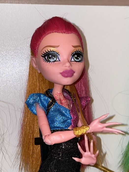 ДжиДжи Монстер Хай