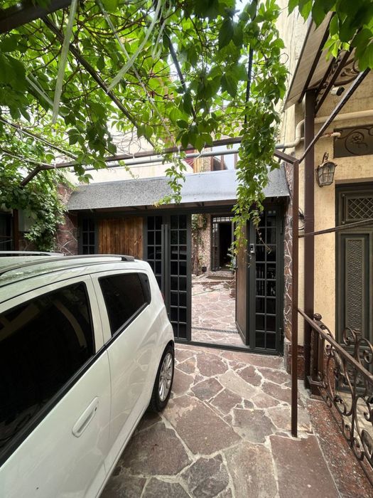 ЕвроДом на Бадамзаре! 4-ком,1,78 сот, метро Бодомзор!135.000 $