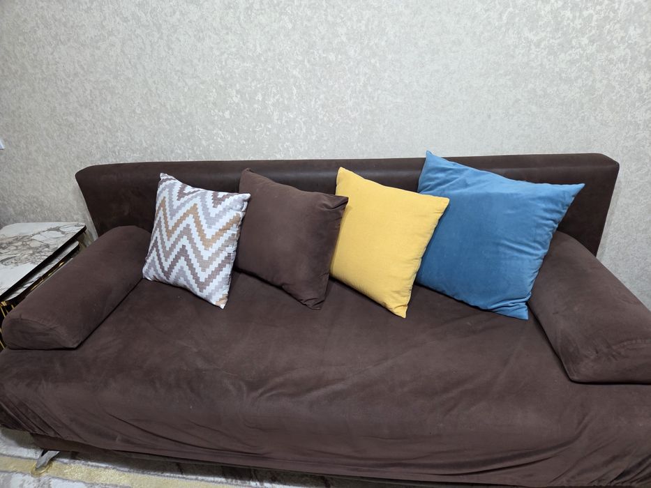 Продаётся диван-тахта, б/у — 2 шт