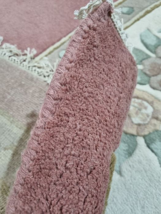 Гилам хиндистонда тикилган ручная работа квадрати