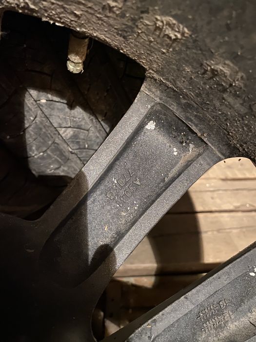 Продам диски с резиной Michelin R20