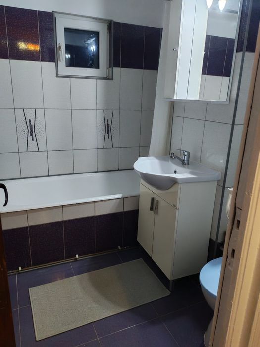 Garsoniera de închiriat