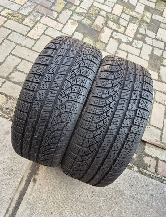Set 2buc 245/45 R19 102H XL Pirelli P Zero Winter *BMW MO M+S iarnă