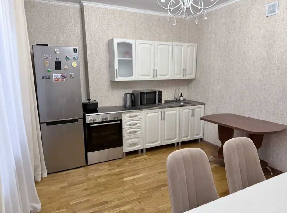 1 комнатная по куанышева