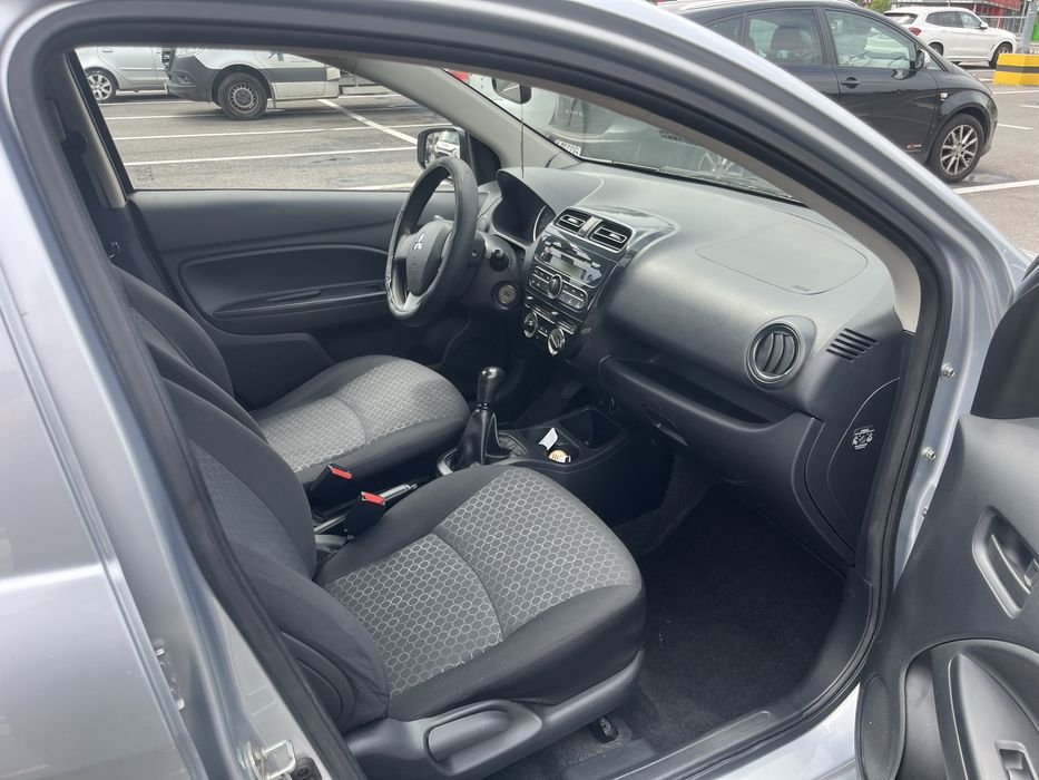 Mitsubishi space star an 2013 motor 1.0 benzina stare foarte buna