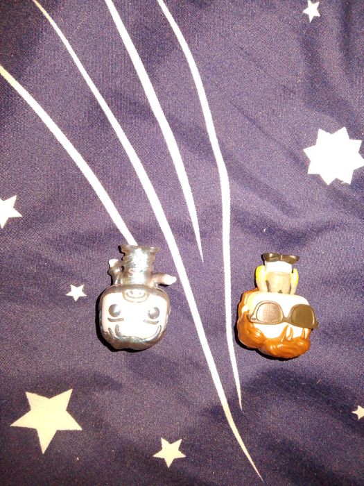 Фигурки очень странные дела