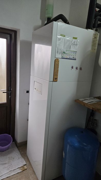 Pompa de Caldura Sol-Apă