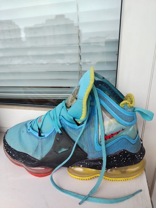 Маратонки номер 44 номер