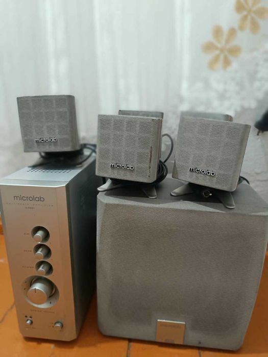 Продам колонки+сабуфер microlab, в рабочем состоянии.