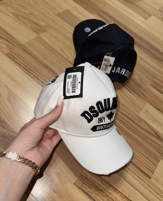 Sapca Dsquared2 diverse modele