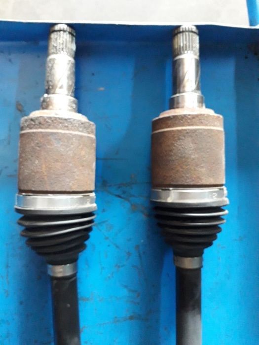 planetară stanga dreapta spate ford kuga 2.0 tdci 2007 2008 2009 2010 2011 2012 2013 2014 ag9n-4b402-aa