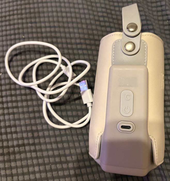 Lionelo Care Thermup Go Plus преносим нагревател за шишета