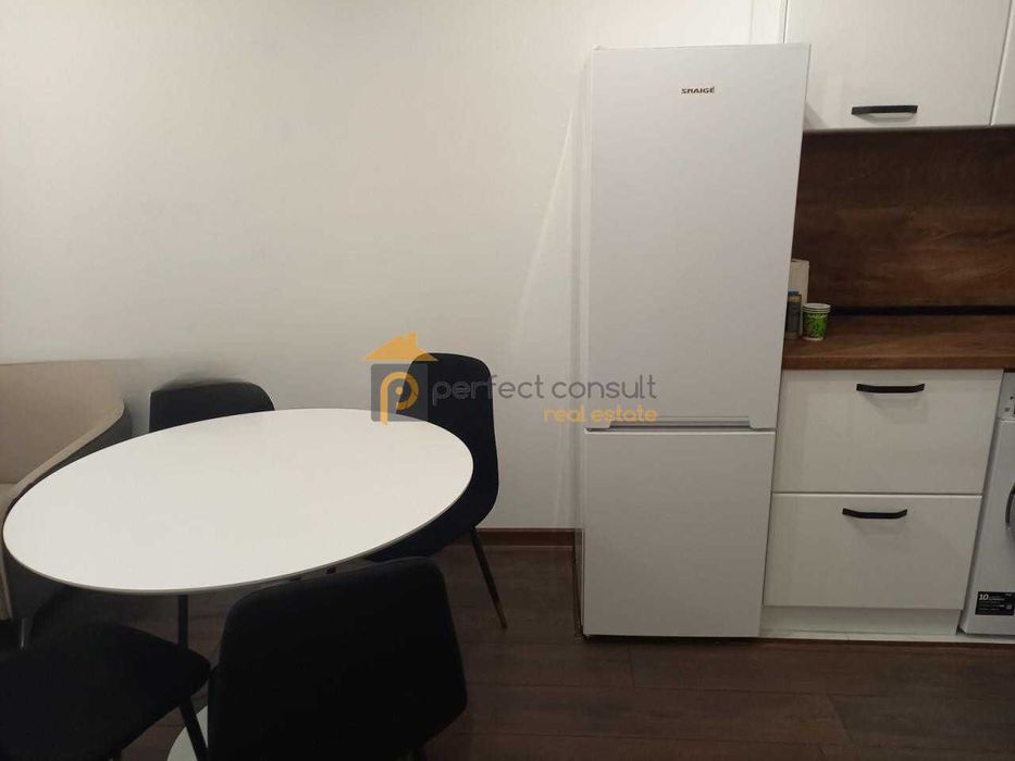 Дава се под наем Двустаен апартамент в Пловдив, Кючук Париж - 60 кв.м за 350 € - Снимка #2