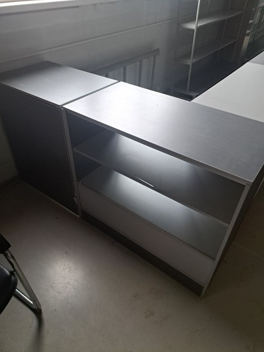 Продам витрины, прилавки