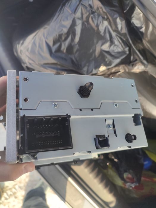 Продам штатный могнитолу