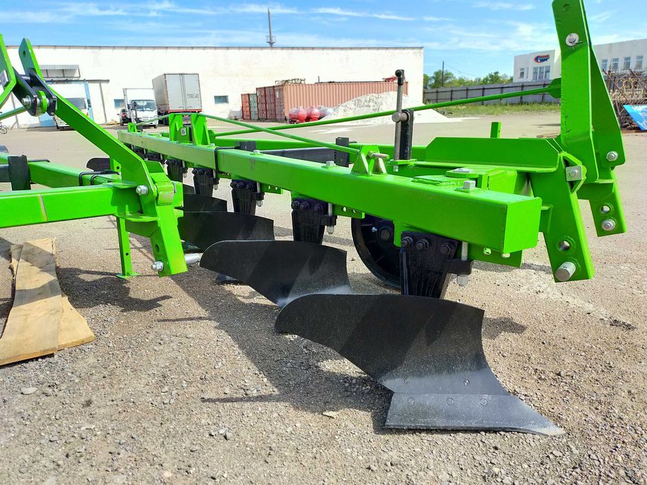 Плуг навесной ПЛН 8-35