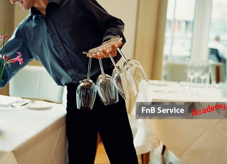 Обучителен център за сервитьори за работа в кетъринг събития