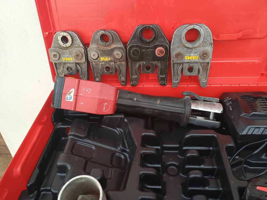 Presa sertizat rothenberger romax 4000 set cu 4 bacuri th,cutie,incarc