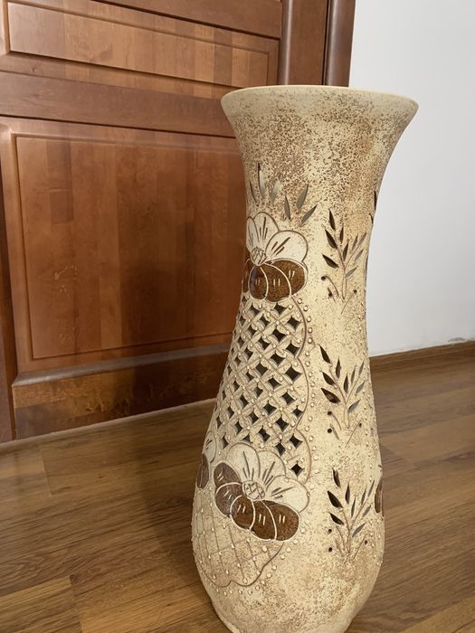 Кувшин для цветов