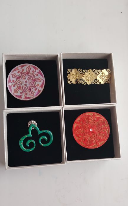 Продам этно брошки