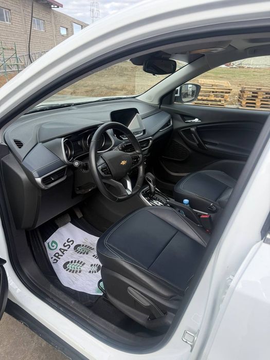 Chevrolet Tracker 2023 — 2