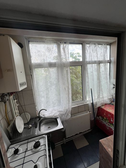 Inchiriez Garsoniera