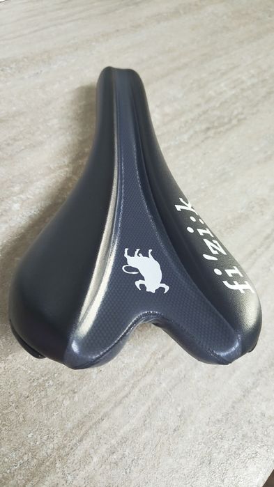 Fizik aliante vsx carbon / Sa bici