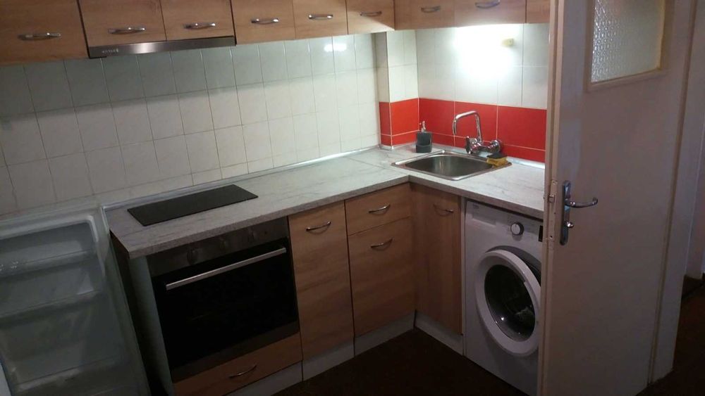 Дава се под наем Двустаен апартамент в София, Бъкстон - 70 кв.м за 670 € - Снимка #1