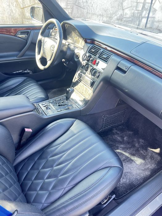 W210 restayling sotilada