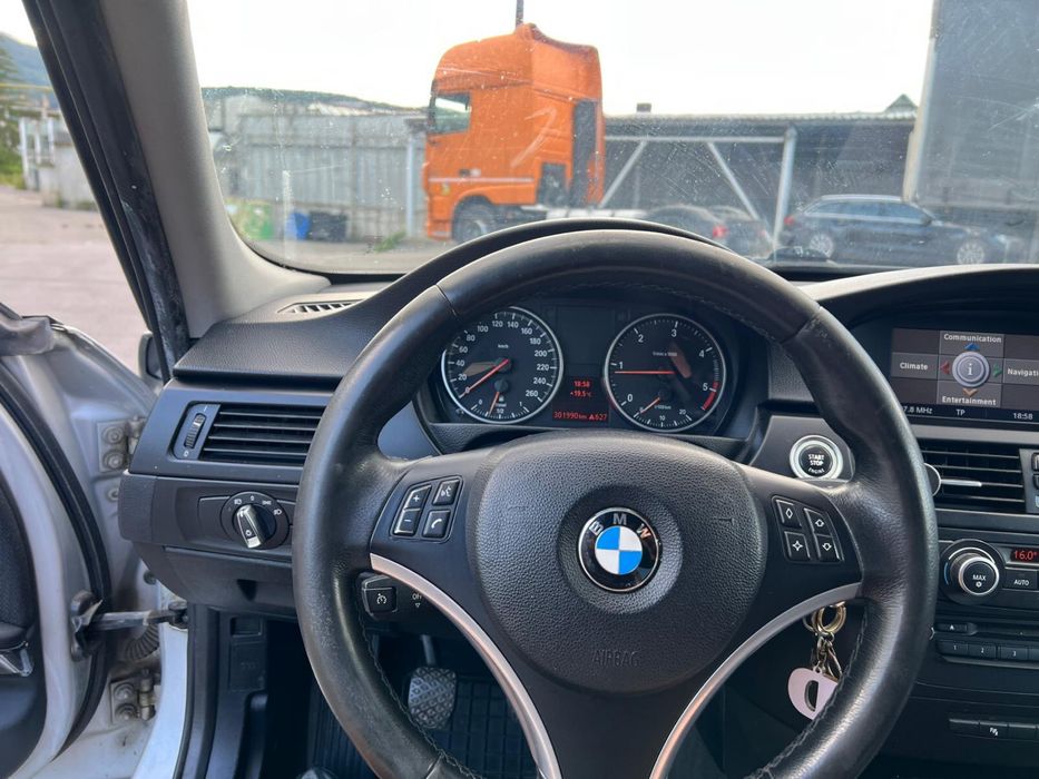 BMW e90 320d  facelift