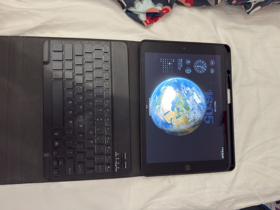 Ipad 8th gen 128gb Baterie in state excelenta Ca noua