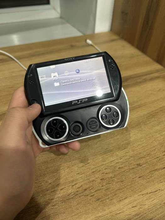 Psp go псп го прошитый с играми