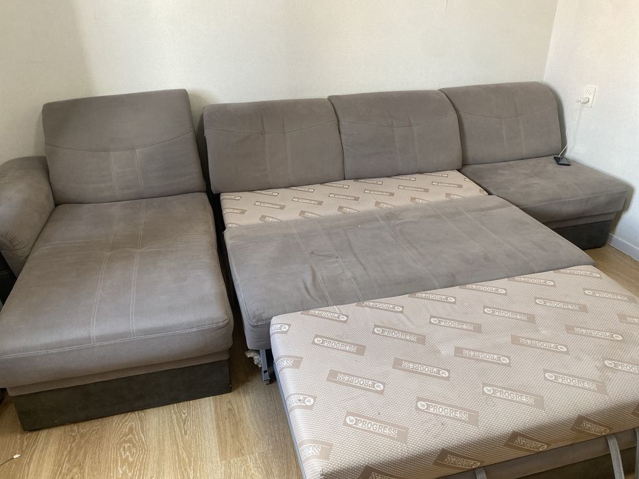 Диван старый БУ