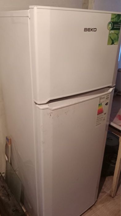 Продам холодильник beko
