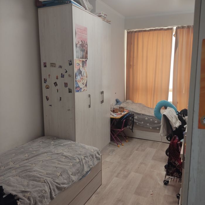 Продам 2  комнатную квартиру