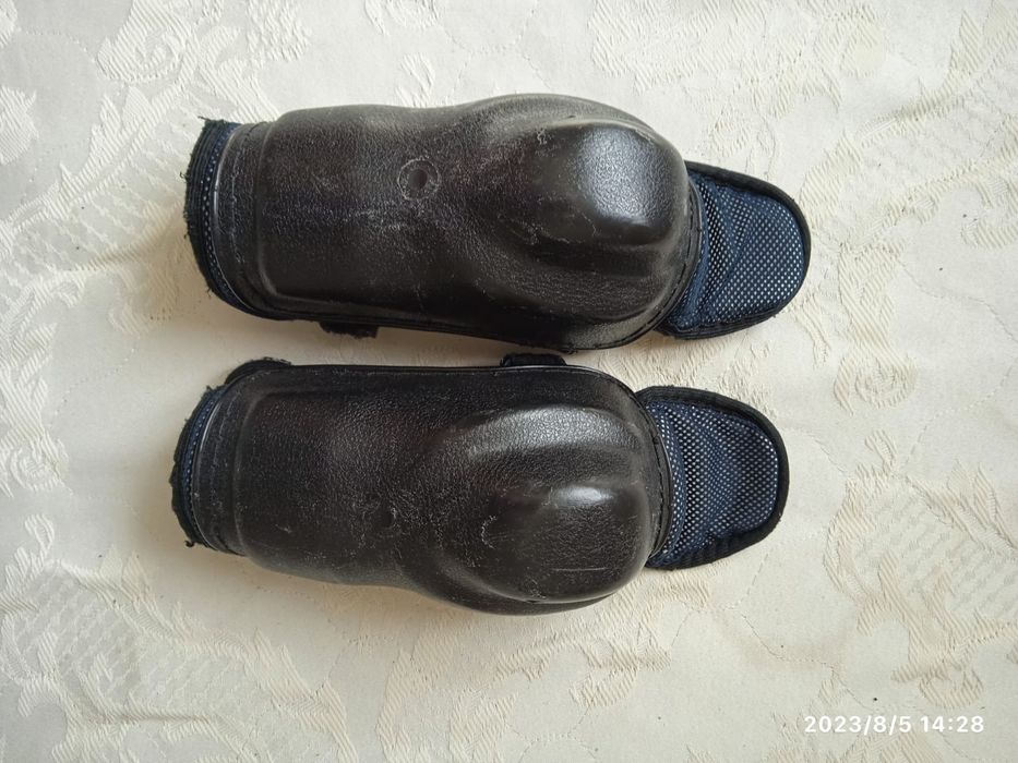 Налокотники универсальные