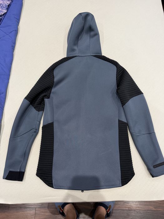 Under Armour горница