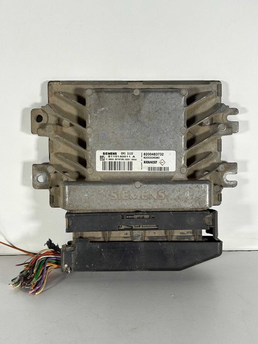 Компютър Двигател Рено/Дачия 1.4/1.6 Бензин Computer Dvigatel Renault Dacia OEM: S110140011A