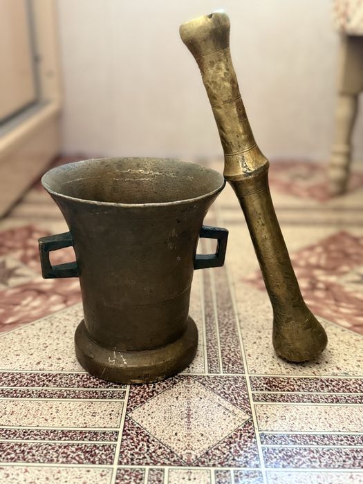 Продается  ступка старинная