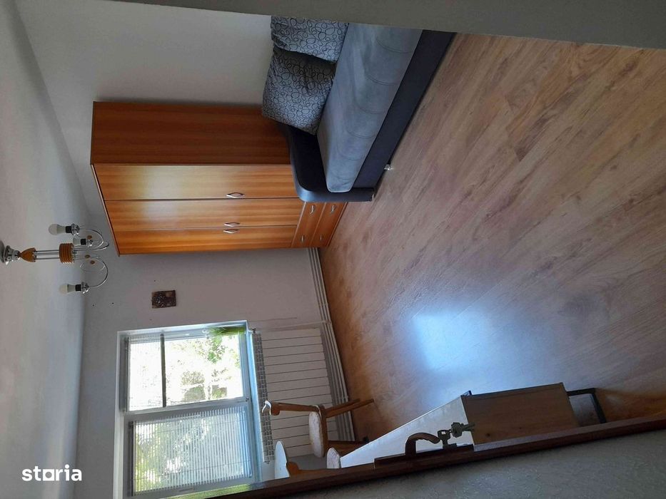Închiriez garsonieră Etaj 1 – Zona ANAF / Complex Agneza