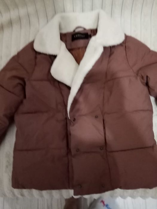 Продам    куртку