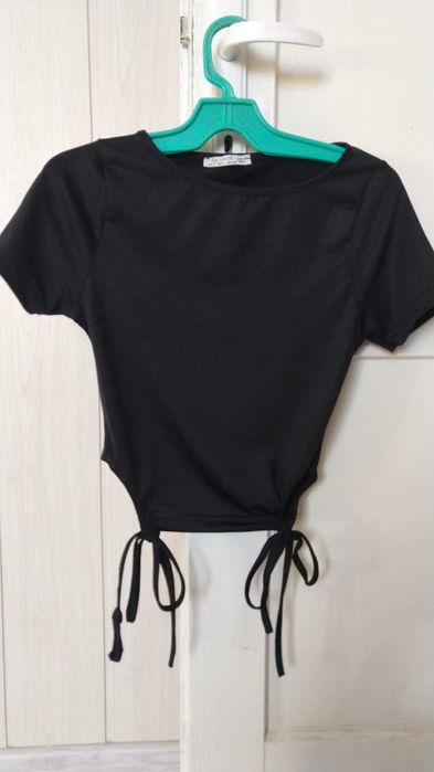 Продавам къса тениска