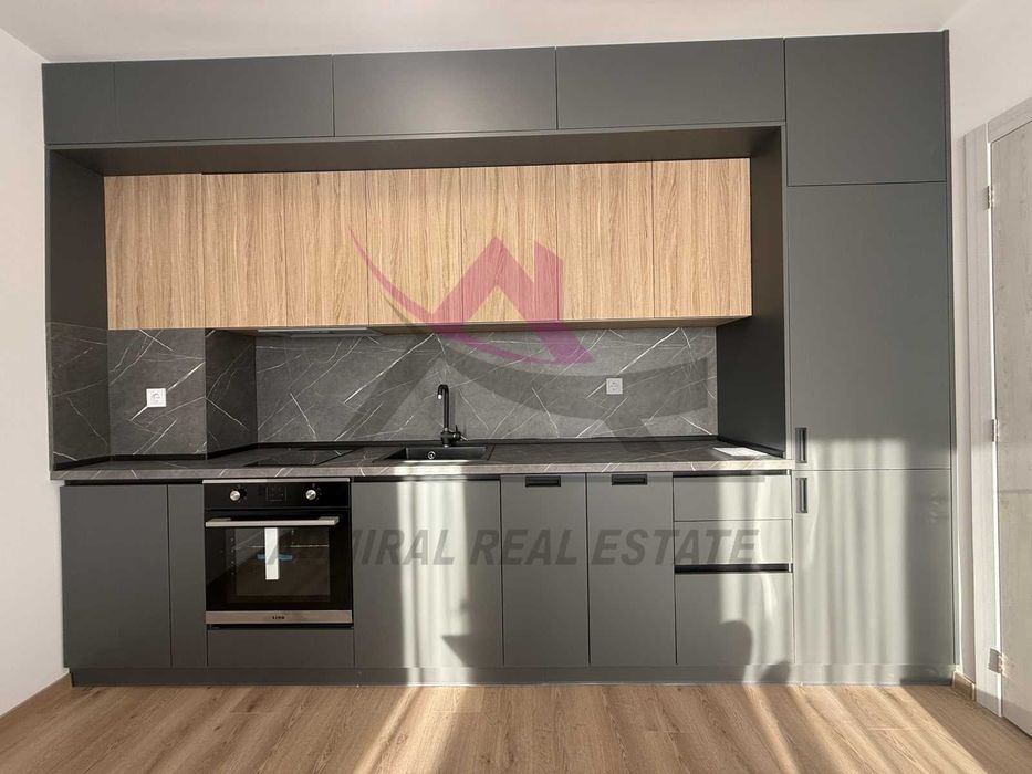 Дава се под наем Двустаен апартамент в Варна, Изгрев - 59 кв.м за 511 € - Снимка #1