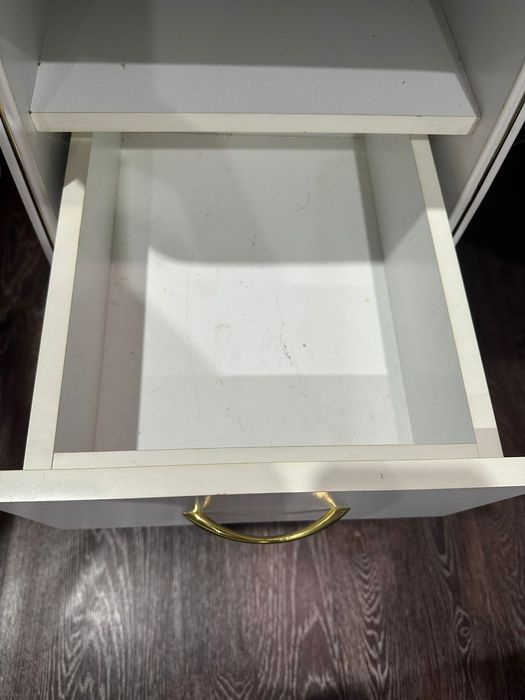 Продам компьютерный стол б/у