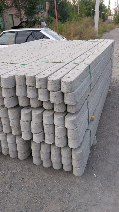 Столбы бетонные для заборов