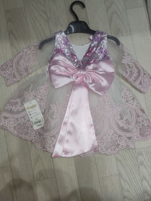 Продам новое платье