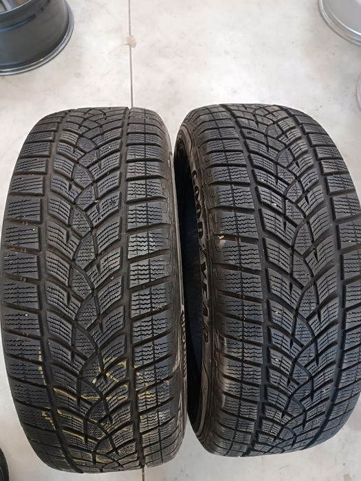 2buc Anvelope iarna 235 55 19 Goodyear dot2021